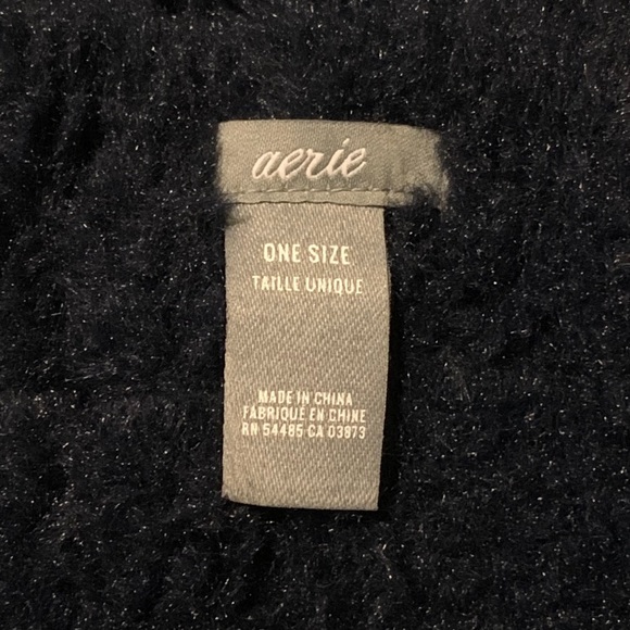 Aerie Fuzzy Headbands / Ear Warmers NWT - Picture 4 of 7